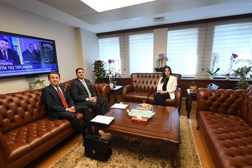 T.C. Çalışma ve Sosyal Güvenlik Bakanımız Sayın Jülide Sarıeroğlu'na Ziyaret.