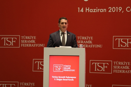 Türkiye Seramik Federasyonu Erdem Çenesiz'le devam kararı aldı