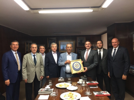 Sektörümüz Büyüklerinden İbrahim Polat Holding Aş. Yönetim Kurulu Başkanı Sayın İbrahim Polat'a Nezaket Ziyaretinde Bulunduk.