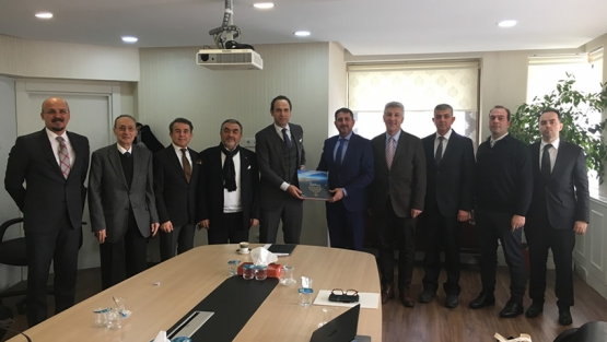 Türkiye Seramik Federasyonu Enerji ve Tabii Kaynaklar Bakanlığı Bakan Yardımcısı Sayın Alparslan BAYRAKTAR’ı ziyaret etti.