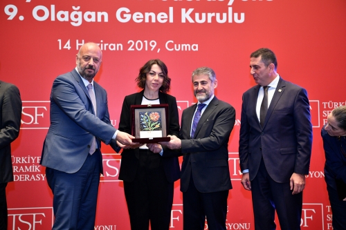 2 yılda bir düzenlenen Türkiye Seramik Federasyonu 9. Olağan Genel Kurul toplantısı, 14 Haziran 2019 tarihinde Wyndham Grand İstanbul Levent’te geniş çapta katılımla gerçekleştirilmiştir.