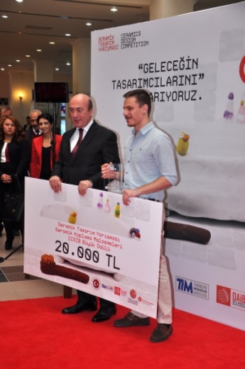 Profesyoneller 26. kez UNICERA Dedi