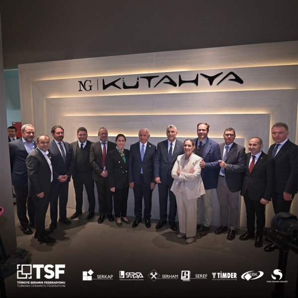 7 Kasım Perşembe günü Ticaret Bakanı Sn. Prof. Dr. Ömer Bolat UNICERA Fuarımızı ziyaret etmiştir