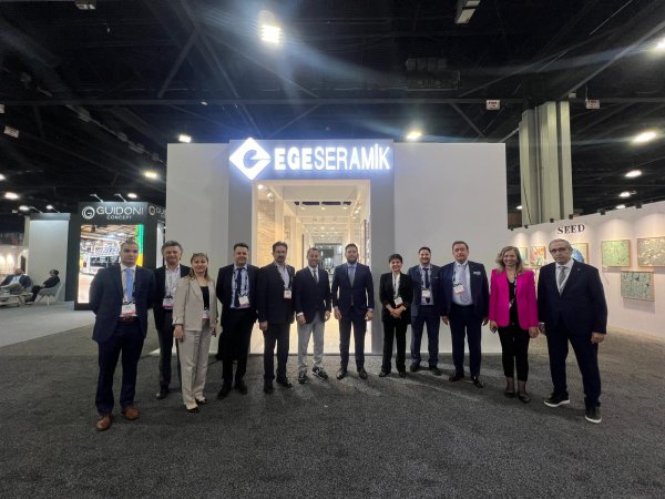 Coverings Fuarı'nda Türk Seramik Karo Üreticilerini Ziyaret