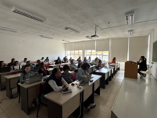 Kurumsal Karbon Ayak İzi Eğitimi 15-16-17 Mayıs 2024 tarihlerinde Eskişehir’de Seramik Araştırma Merkezi’nde gerçekleşmiştir